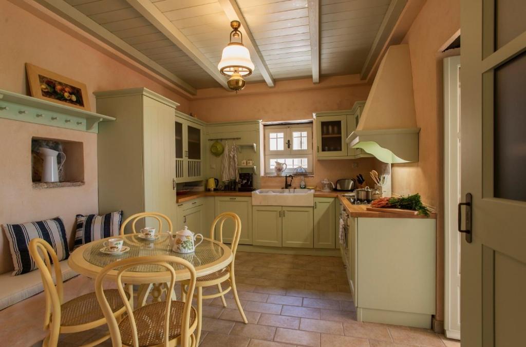 Kyparissia Old Town Lodge With Amazing Sea View Luaran gambar